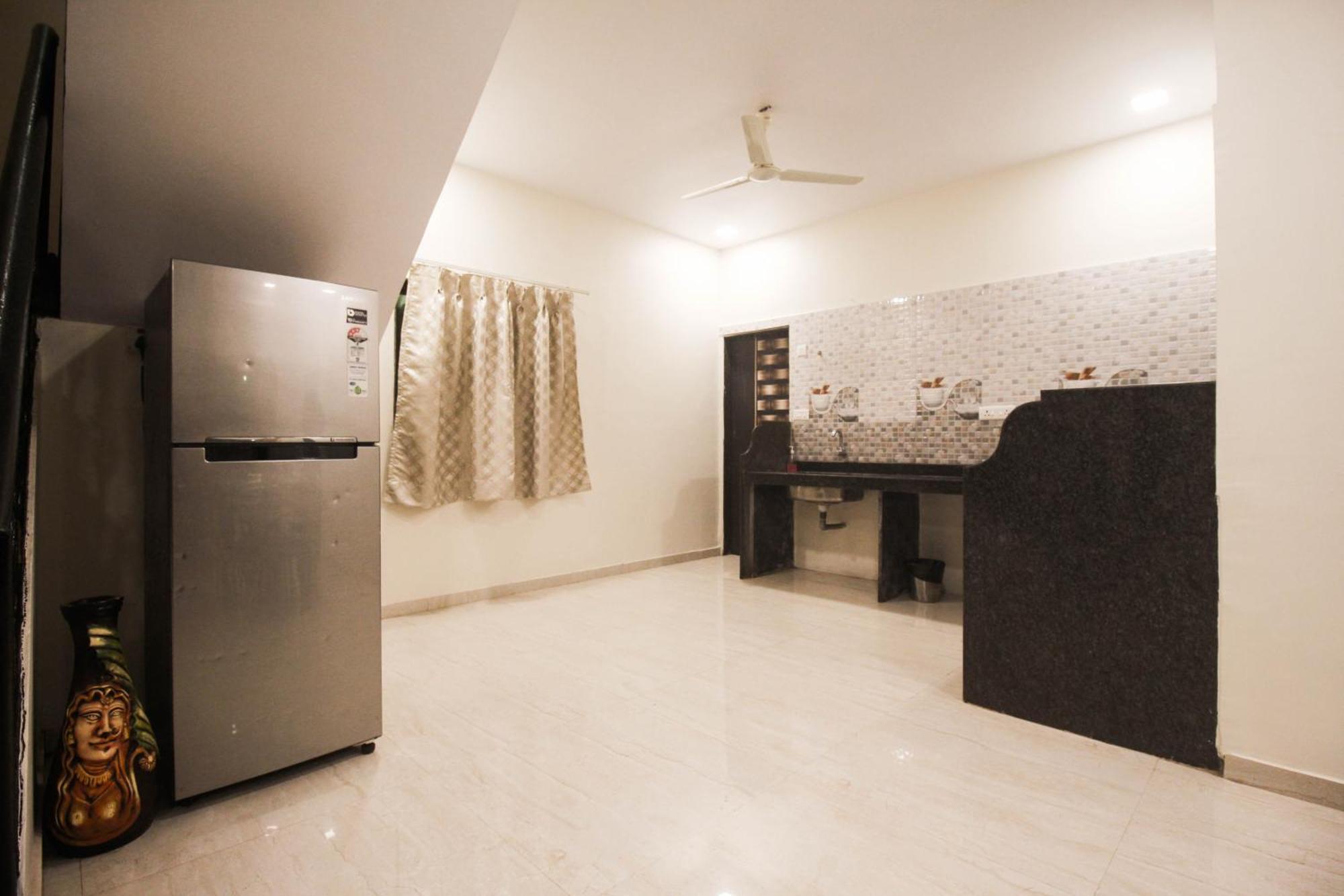 Shardul Heritage The Resort 马哈巴莱斯赫瓦尔 外观 照片