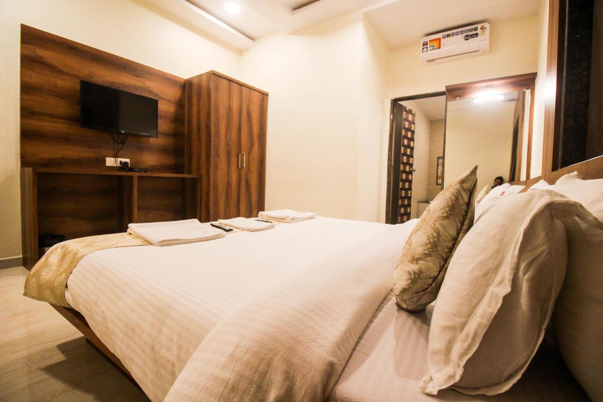 Shardul Heritage The Resort 马哈巴莱斯赫瓦尔 外观 照片