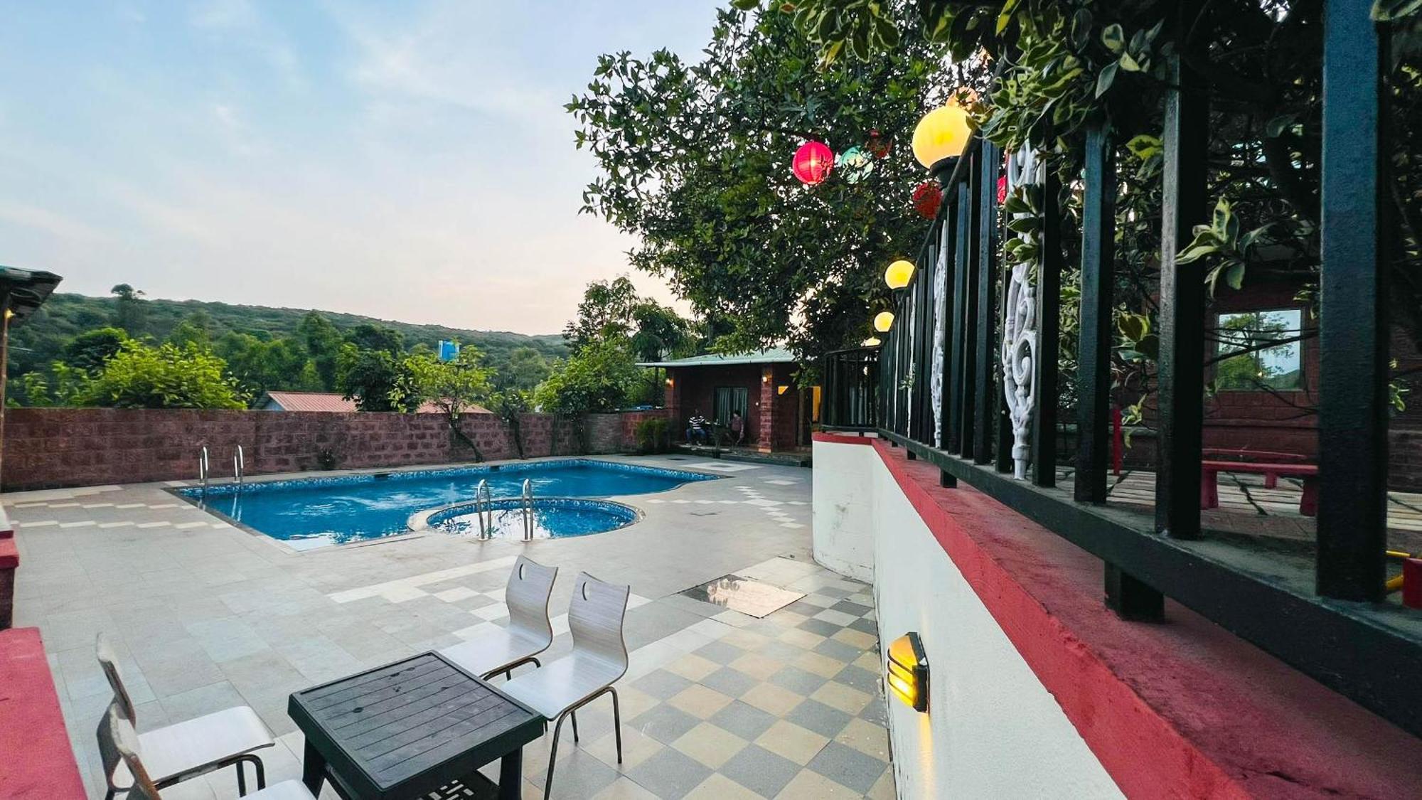 Shardul Heritage The Resort 马哈巴莱斯赫瓦尔 外观 照片
