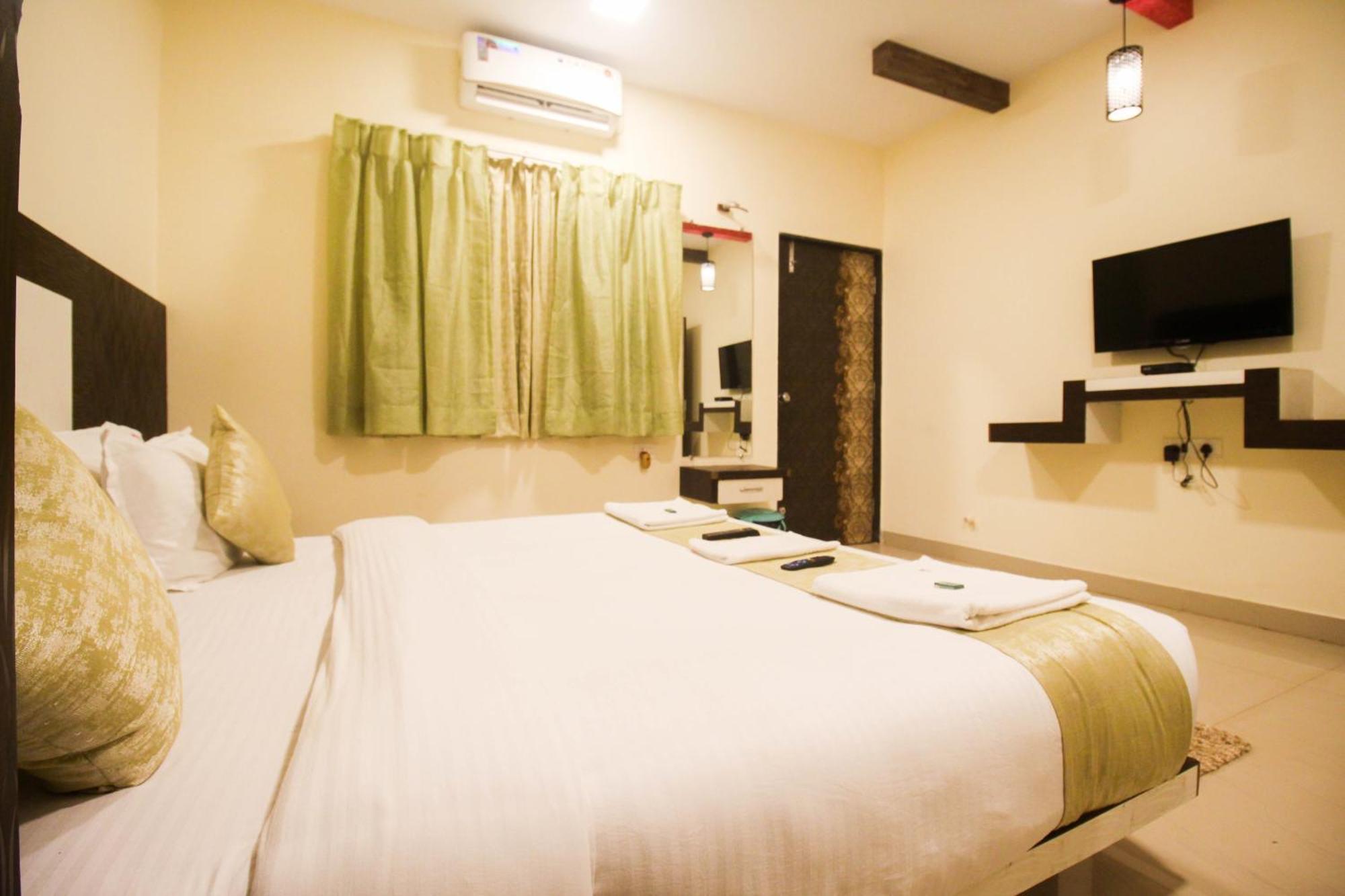 Shardul Heritage The Resort 马哈巴莱斯赫瓦尔 外观 照片