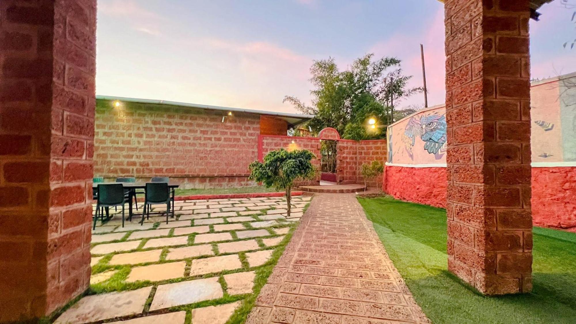 Shardul Heritage The Resort 马哈巴莱斯赫瓦尔 外观 照片